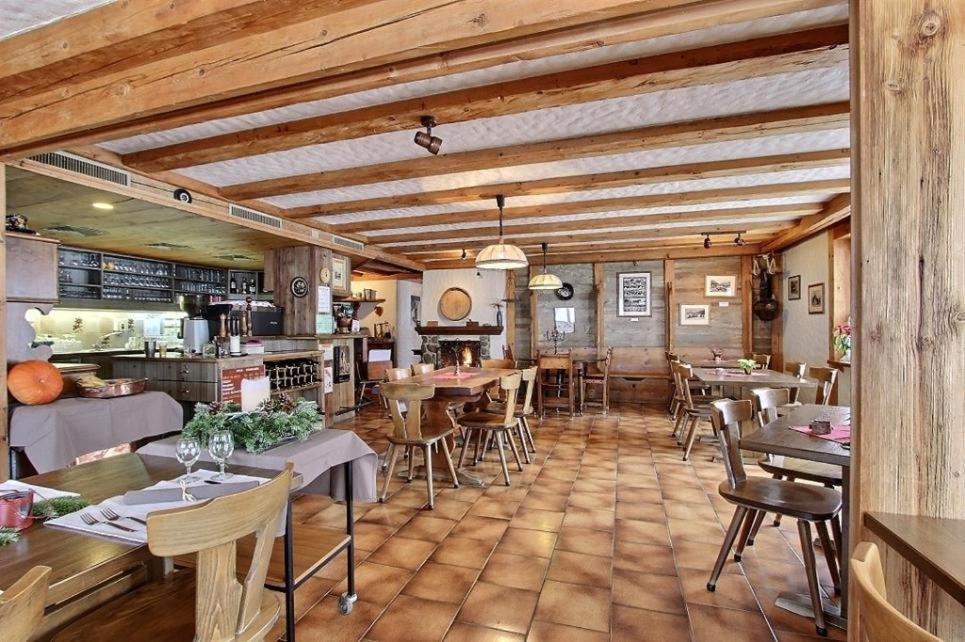 Hotel Elite B&B Rossinière Extérieur photo